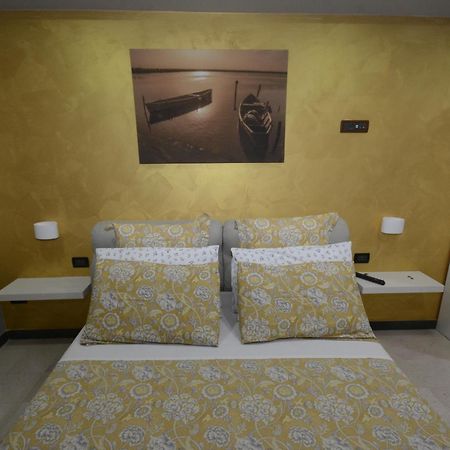Al Vecchio Fontanile Bed & Breakfast Lesina Exterior photo