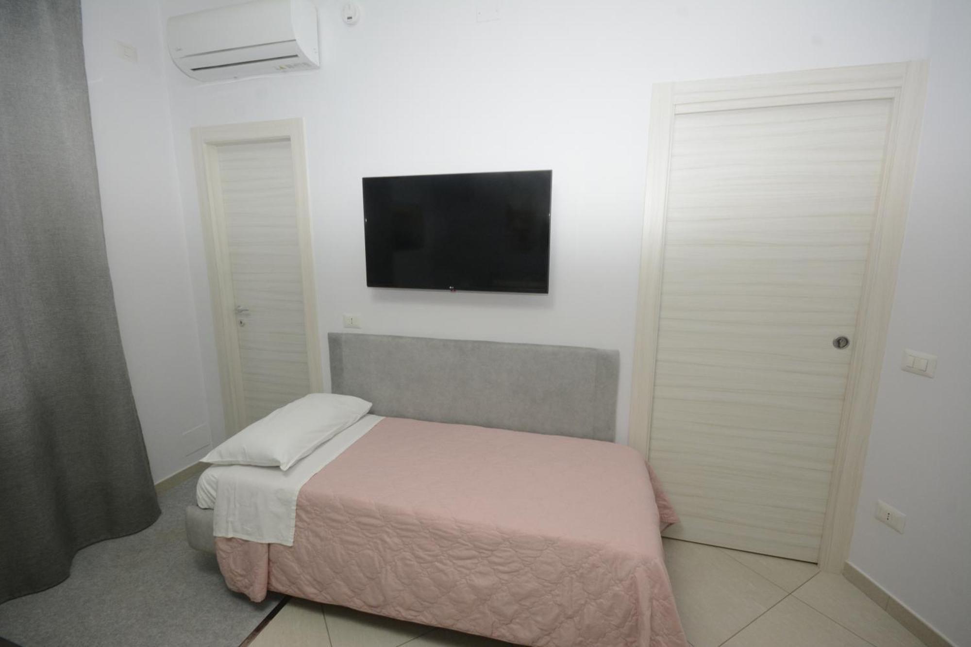 Al Vecchio Fontanile Bed & Breakfast Lesina Exterior photo