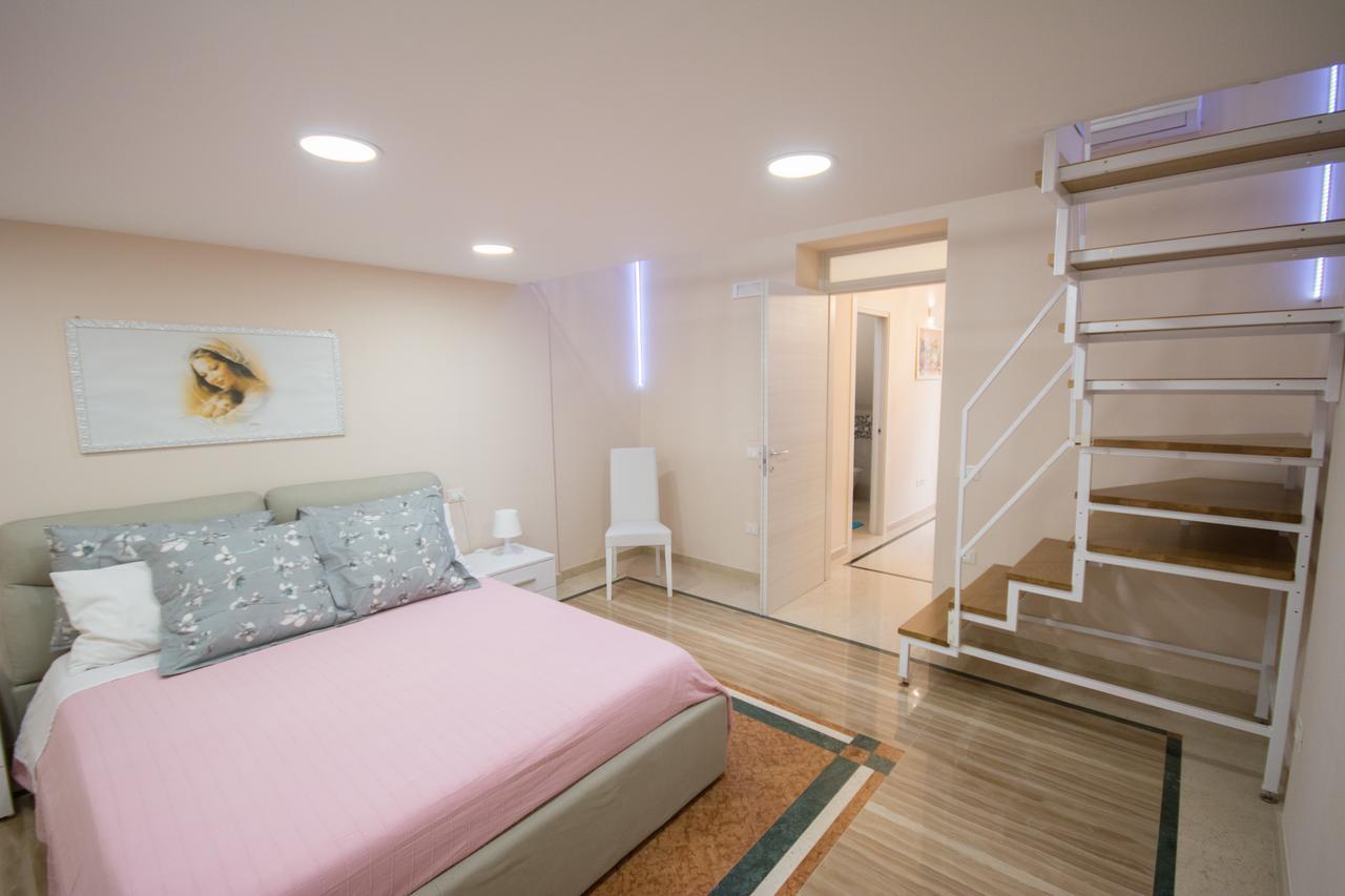 Al Vecchio Fontanile Bed & Breakfast Lesina Exterior photo
